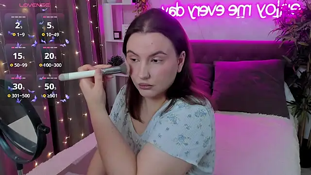 FeralPeach online show from 04/24/26, 07:11