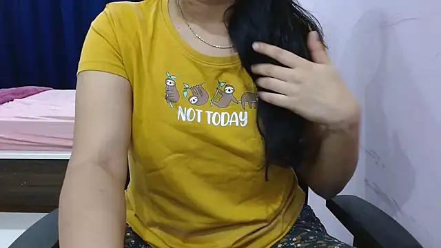 priya  81 online show from 01/21/25, 04:58