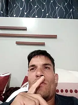 Snapshot of 719610 chatting on 11/10/25, 02:10 719610 online show from 11/10/25, 02:10