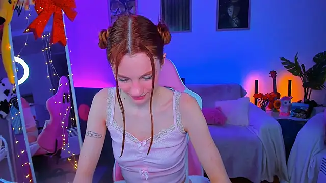 Alyssa Smitt online show from 02/10/25, 02:30