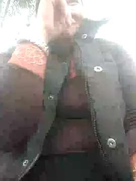 Snapshot of Rose_DiDi chatting on 02/03/25, 08:57 Rose DiDi online show from 02/03/25, 08:57