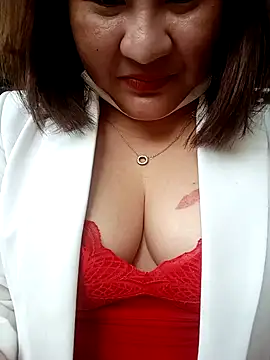 Snapshot of Rose_DiDi chatting on 03/13/25, 05:00 Rose DiDi online show from 03/13/25, 05:00