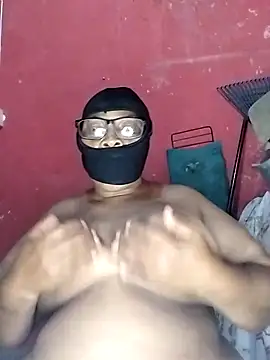 Snapshot of naughtygrannyXXX chatting on 12/27/24, 09:32 naughtygrannyXXX online show from 12/27/24, 09:32