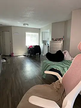 SafeinouterSpace online show from 04/07/26, 06:30