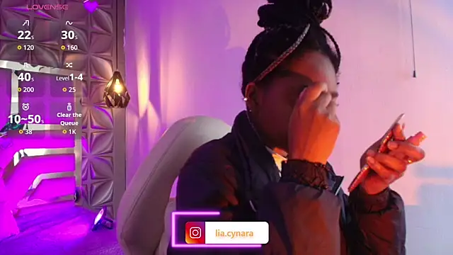 Queen perla  online show from 02/18/26, 12:01