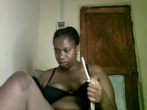 Snapshot of Sexy_valentine001 chatting on 10/21/25, 09:04 Sexy valentine001 online show from 10/21/25, 09:04