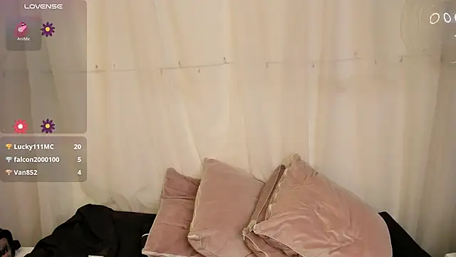 Snapshot of samantha-black chatting on 01/30/25, 08:43 samantha-black online show from 01/30/25, 08:43