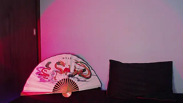 catipetite online show from 12/14/24, 04:12