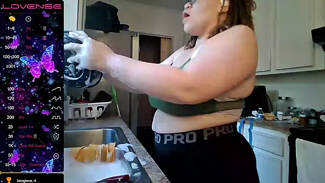 Milfshakecafe online show from 09/19/25, 01:23