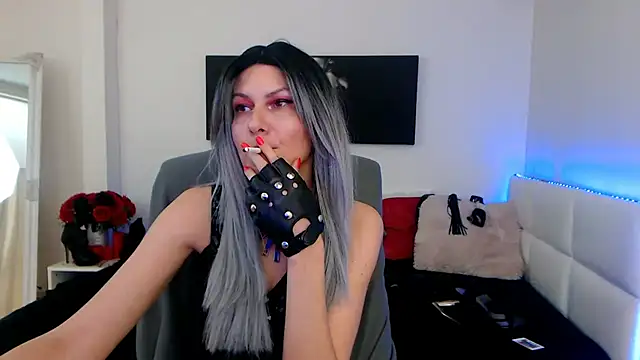 EvelynQueenn online show from 01/21/25, 04:21