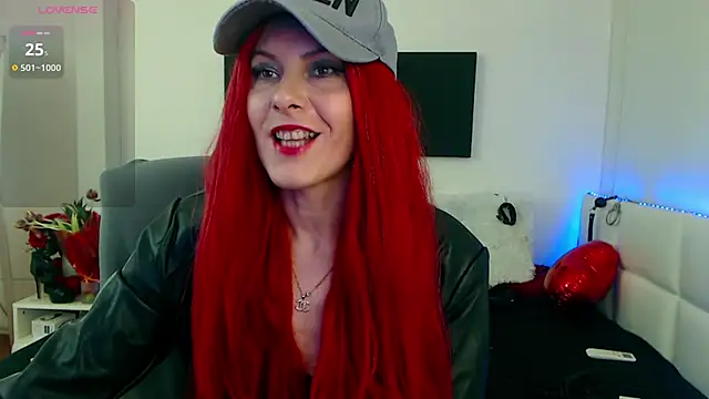 EvelynQueenn online show from 03/14/25, 04:10