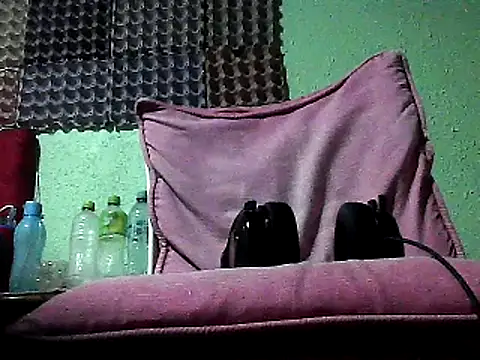 gxXxuesta online show from 03/19/26, 04:27