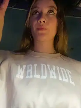 MaryDeniro online show from 03/15/25, 03:51