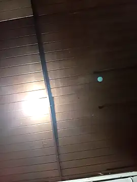 Snapshot of Uncletee112 chatting on 09/10/25, 05:40 Uncletee112 online show from 09/10/25, 05:40