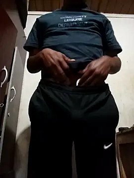 Snapshot of Uncletee112 chatting on 09/14/25, 10:53 Uncletee112 online show from 09/14/25, 10:53