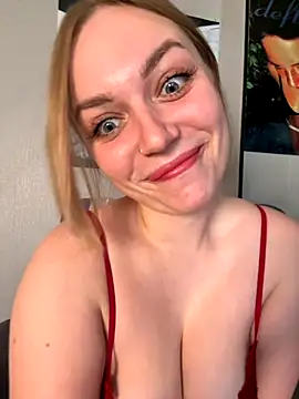 pink8ty online show from 10/04/25, 11:03