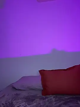 Agnescruzz online show from 04/24/26, 05:21