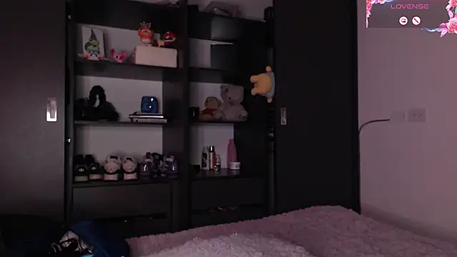 Your rosalie online show from 10/23/25, 04:23