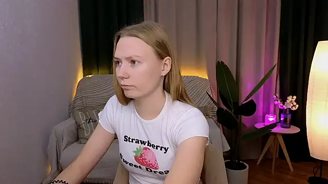 CarolynCohen   online show from 12/08/24, 01:56