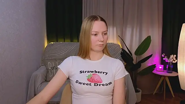 CarolynCohen   online show from 01/20/25, 04:54