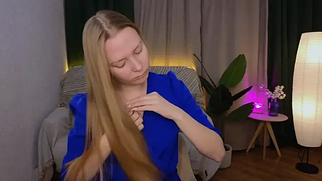 CarolynCohen   online show from 01/23/25, 01:51