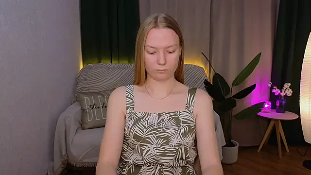 CarolynCohen   online show from 01/26/25, 01:52