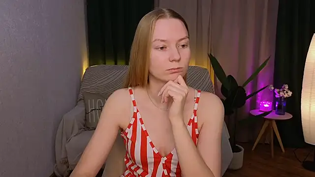 CarolynCohen   online show from 02/10/25, 02:08