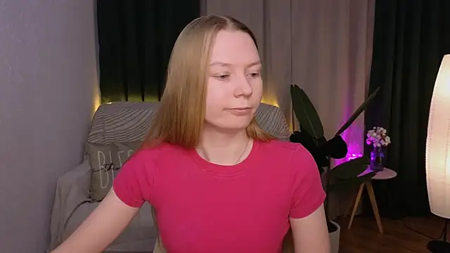 CarolynCohen   online show from 02/24/25, 02:08