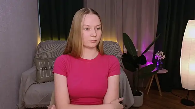 CarolynCohen   online show from 02/24/25, 08:17