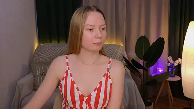 CarolynCohen   online show from 03/17/25, 05:12