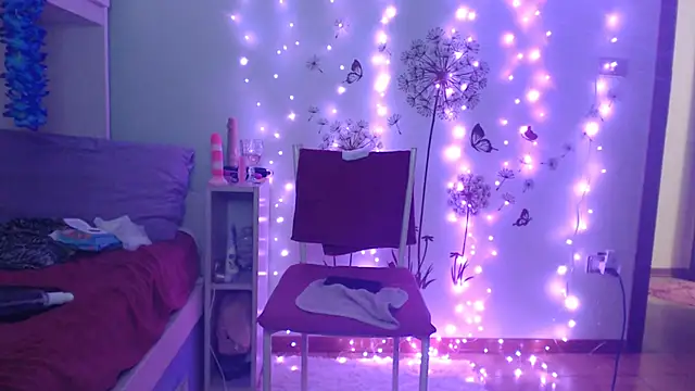 Snapshot of peachgirlmartyna chatting on 01/08/25, 09:55 peachgirlmartyna online show from 01/08/25, 09:55