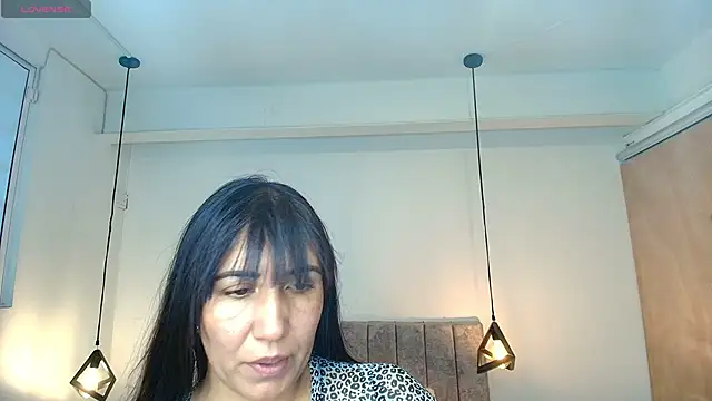 Snapshot of GiaFox_ chatting on 05/08/26, 08:47 GiaFox online show from 05/08/26, 08:47
