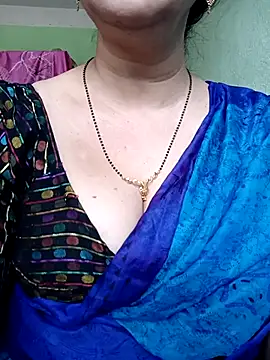 Rosy-B online show from 03/17/25, 09:55