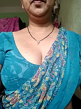 Rosy-B online show from 10/16/25, 12:44