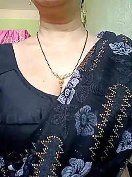 Snapshot of Rosy-B chatting on 03/23/26, 09:46 Rosy-B online show from 03/23/26, 09:46