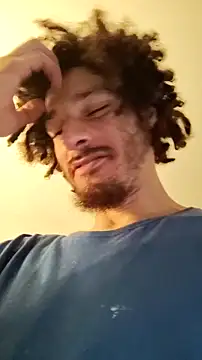 Snapshot of Clearlytothepoint420 chatting on 10/24/25, 09:33 Clearlytothepoint420 online show from 10/24/25, 09:33