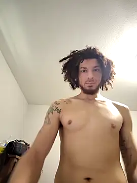 Snapshot of Clearlytothepoint420 chatting on 02/11/26, 03:06 Clearlytothepoint420 online show from 02/11/26, 03:06