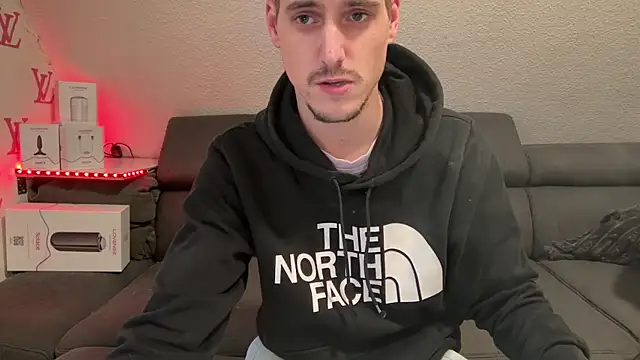 Cookieboy88 online show from 09/17/25, 05:14