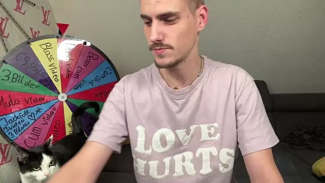 Cookieboy88 online show from 10/13/25, 04:51