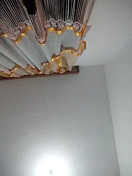 mayk18cm online show from 10/18/25, 01:52