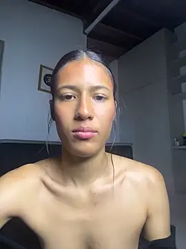Snapshot of Valentinabaker chatting on 07/05/26, 10:39 Valentinabaker online show from 07/05/26, 10:39