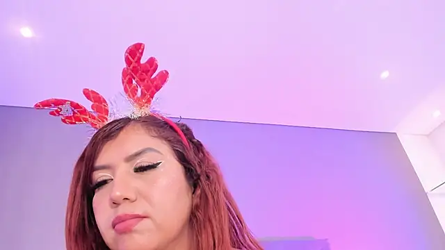 AriaRusso online show from 12/24/24, 05:16