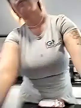 AriaRusso online show from 01/28/25, 07:53