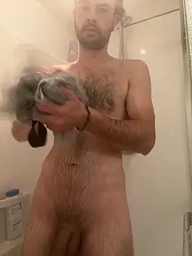 Snapshot of spundaddylive chatting on 11/01/25, 04:31 spundaddylive online show from 11/01/25, 04:31