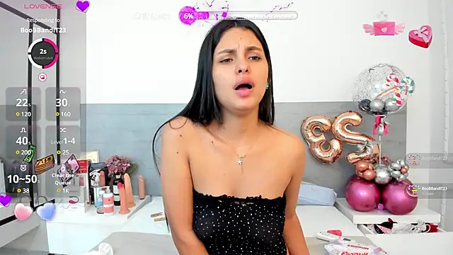 Snapshot of DulceColeman chatting on 02/12/25, 06:29 DulceColeman online show from 02/12/25, 06:29