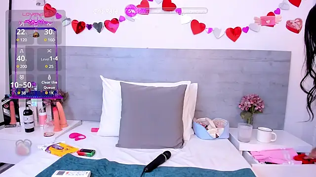 Snapshot of DulceColeman chatting on 03/03/25, 09:11 DulceColeman online show from 03/03/25, 09:11