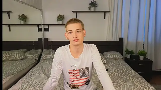 Nick Win online show from 09/27/25, 09:47