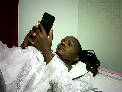 Pierra77 online show from 03/10/26, 08:47