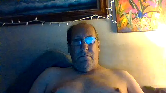 Snapshot of hornyrich69 chatting on 05/03/26, 05:24 hornyrich69 online show from 05/03/26, 05:24