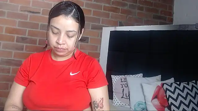 salome  hills1 online show from 01/08/25, 12:47